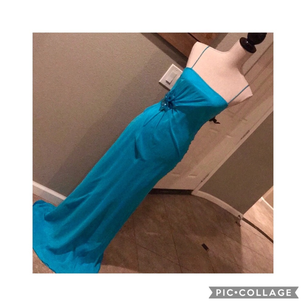 Laundry Aqua Flower Gown